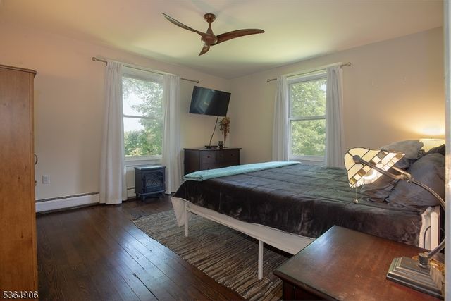 15 Rowe Pl, Franklin Boro, NJ 07416