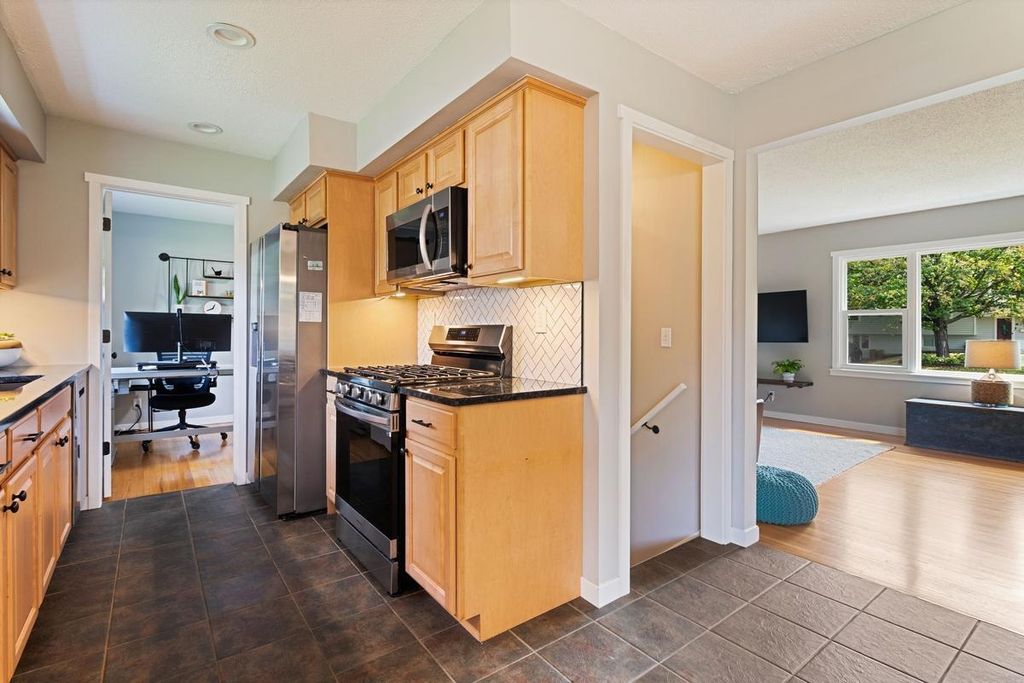 4540 Morris Lane, Bloomington, MN 55437 — photo 3