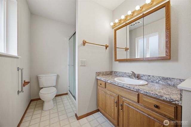 3412 W 4th St, Anacortes, WA 98221