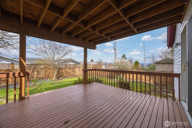 3412 W 4th St, Anacortes, WA 98221