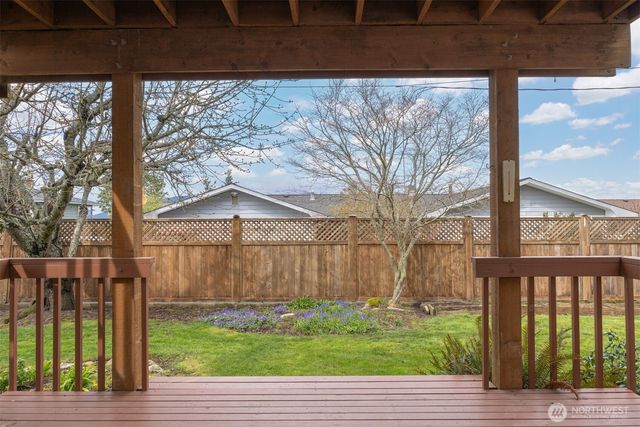 3412 W 4th St, Anacortes, WA 98221