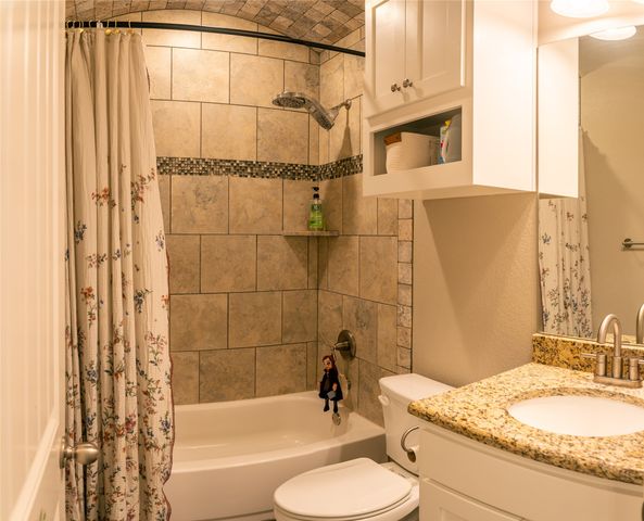 3115 Main Street, Granbury, TX 76049