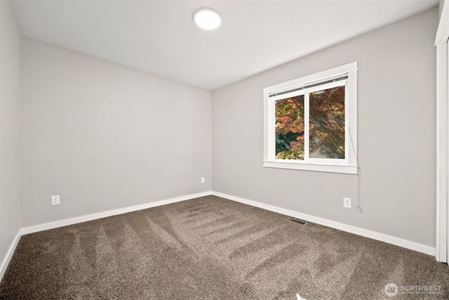 806 S Park Court, Lynden, WA 98264