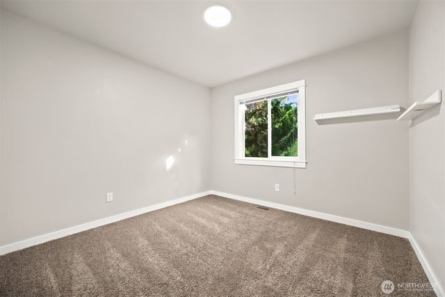 806 S Park Court, Lynden, WA 98264