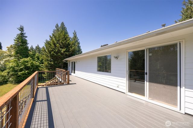 806 S Park Court, Lynden, WA 98264