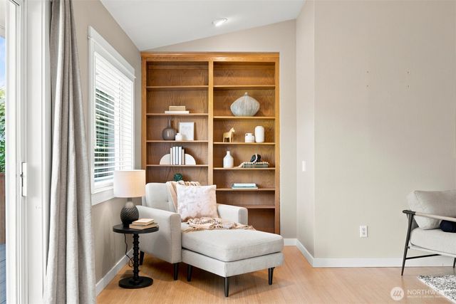 806 S Park Court, Lynden, WA 98264