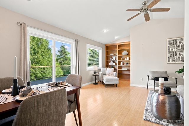 806 S Park Court, Lynden, WA 98264