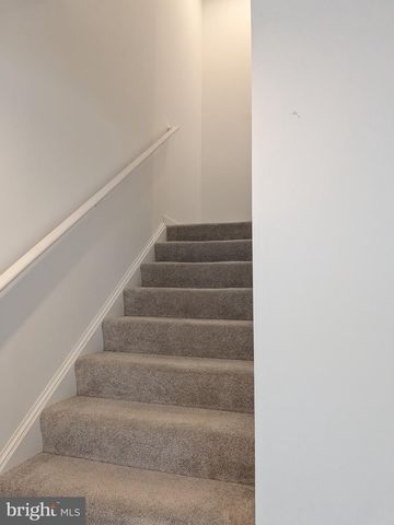 21 SCRUB PINE CT, Bunker Hill, WV 25413