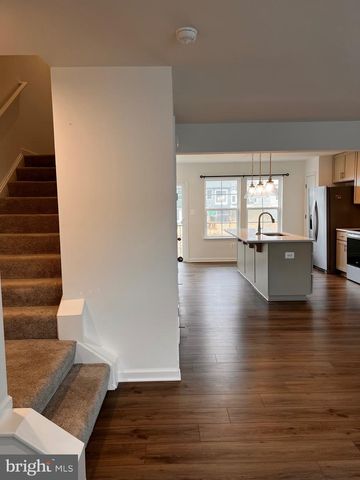 21 SCRUB PINE CT, Bunker Hill, WV 25413