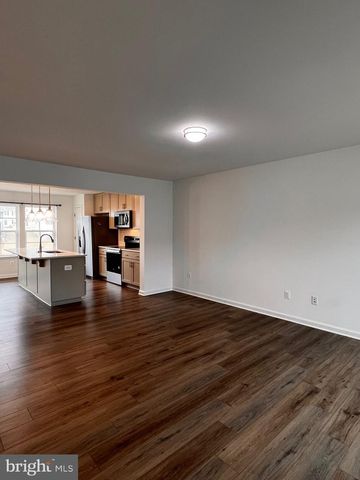 21 SCRUB PINE CT, Bunker Hill, WV 25413