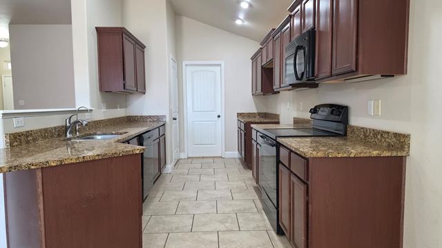 6011 Mile High Lane, Midland, TX 79705