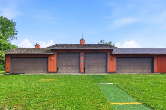3731 Fortuna Drive, Akron, OH 44312