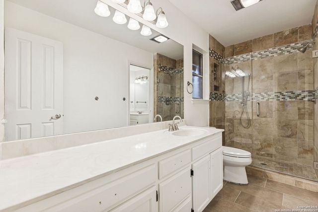 1939 Wayside, Seguin, TX 78155