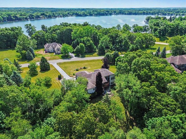 888 Ridge Road, Sylvan Twp, MI 48118
