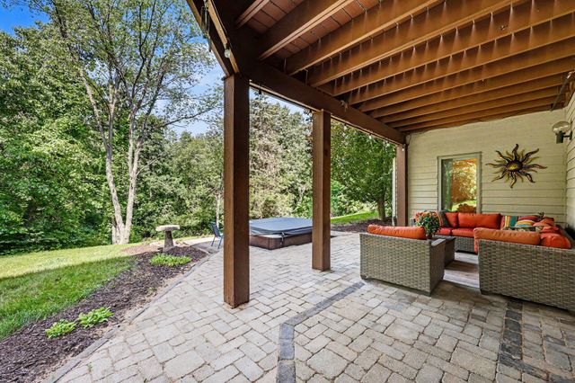 888 Ridge Road, Sylvan Twp, MI 48118