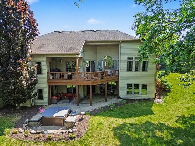 888 Ridge Road, Sylvan Twp, MI 48118