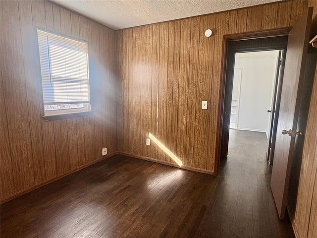 6413 S Lindsay Avenue, Oklahoma City, OK 73149