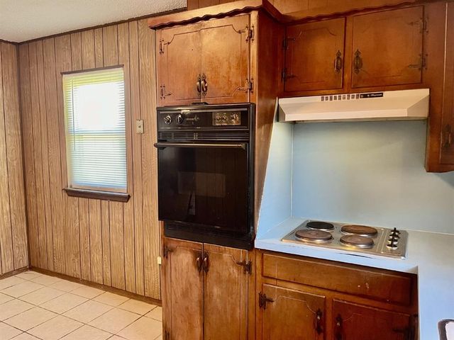 6413 S Lindsay Avenue, Oklahoma City, OK 73149