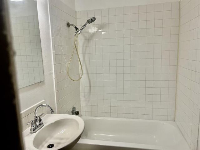 6413 S Lindsay Avenue, Oklahoma City, OK 73149