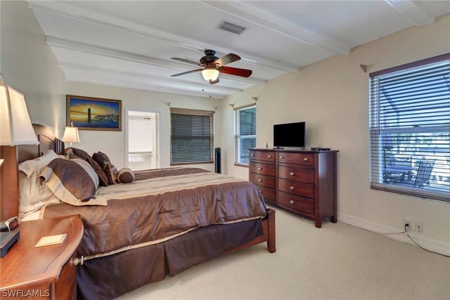 562 Goldcoast CT, Marco Island, FL 34145