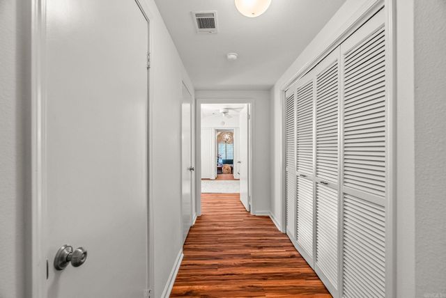 5412 S Grandview Street, Little Rock, AR 72207