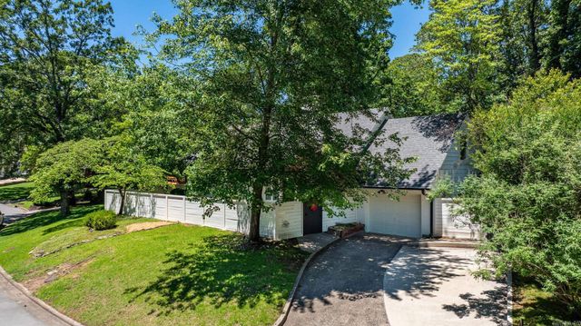 5412 S Grandview Street, Little Rock, AR 72207