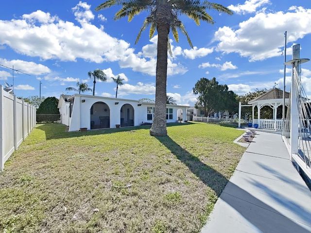 2337 HAMA DRIVE, Holiday, FL 34691