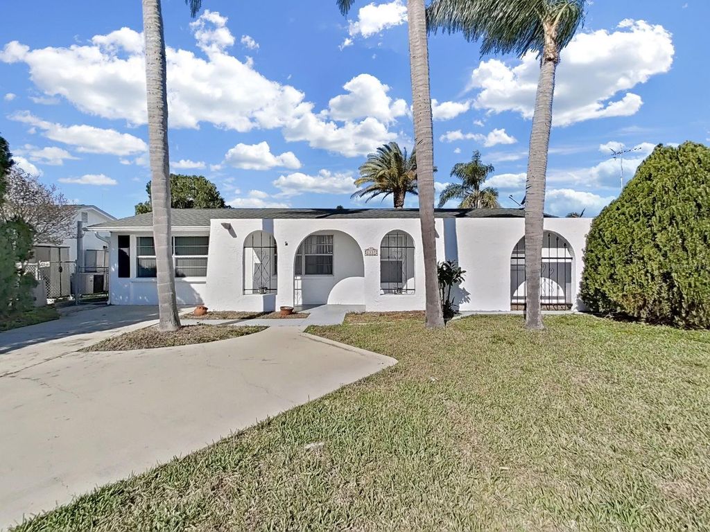 2337 HAMA DRIVE, Holiday, FL 34691