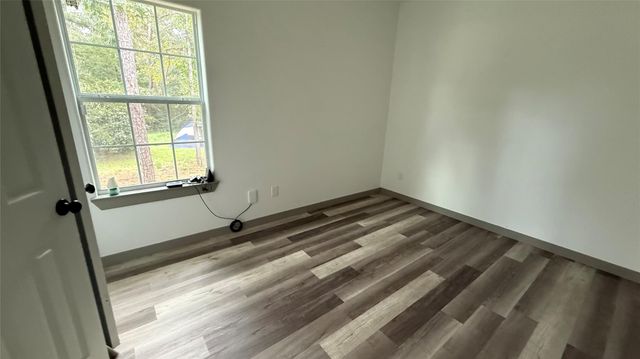 10428 Royal Adrian Drive, Conroe, TX 77303