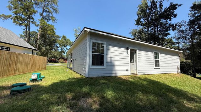 10428 Royal Adrian Drive, Conroe, TX 77303