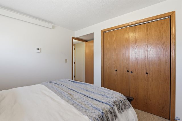 4517 THREE RIVERS DR, Rapid City, SD 57701