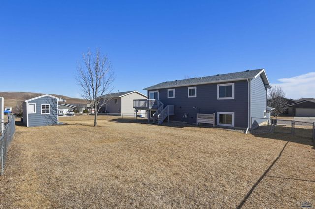 4517 THREE RIVERS DR, Rapid City, SD 57701
