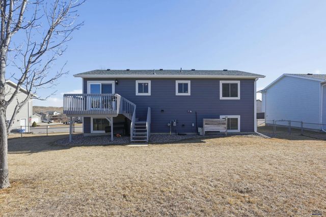 4517 THREE RIVERS DR, Rapid City, SD 57701