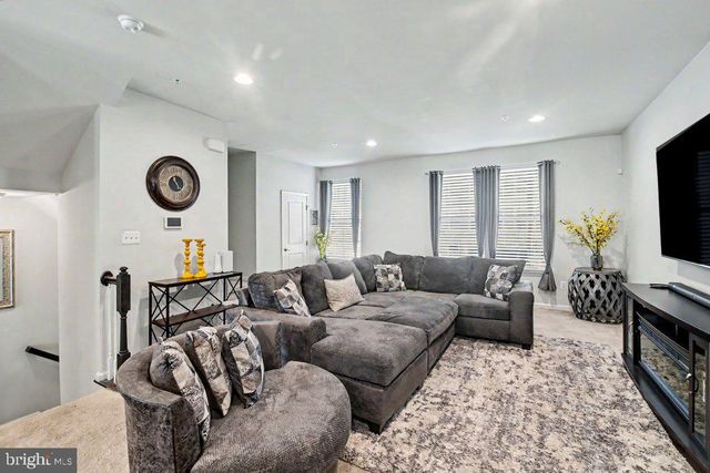 8338 KIPPIS RD, Millersville, MD 21108