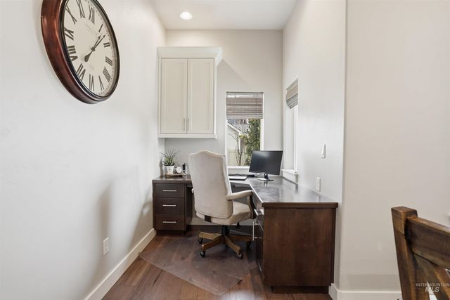 608 N Tresa Pl, Star, ID 83669