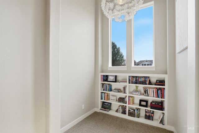 608 N Tresa Pl, Star, ID 83669