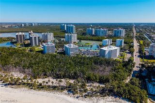 5 Bluebill AVE 101, Naples, FL 34108