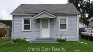 353 W Brockton Avenue, Madison Heights, MI 48071