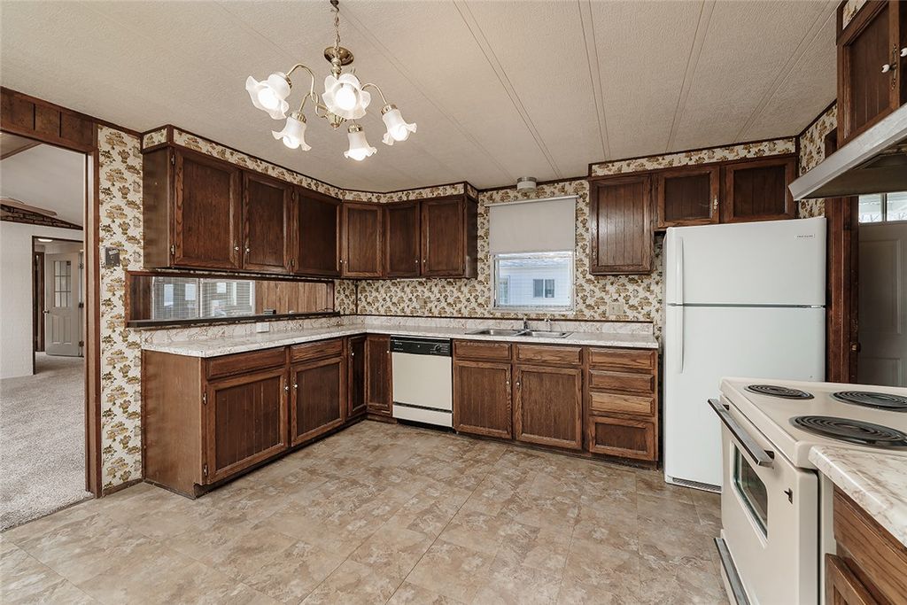 19 Woodgrain Dr, Billings, MT 59102 photo 3