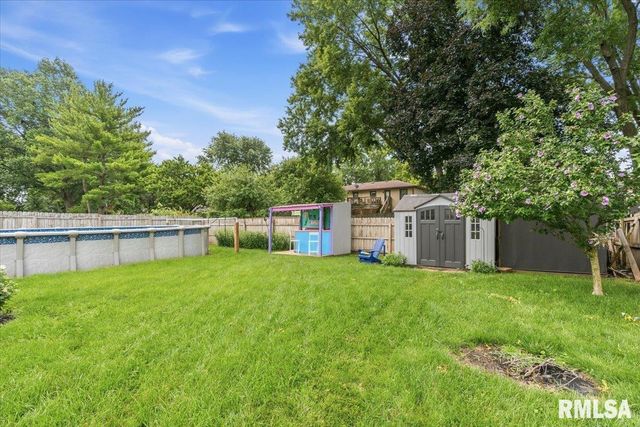 2208 Trowbridge Road, Springfield, IL 62703
