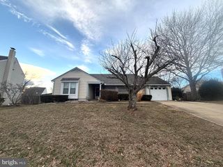 5406 CLUBSIDE LN, Centreville, VA 20120