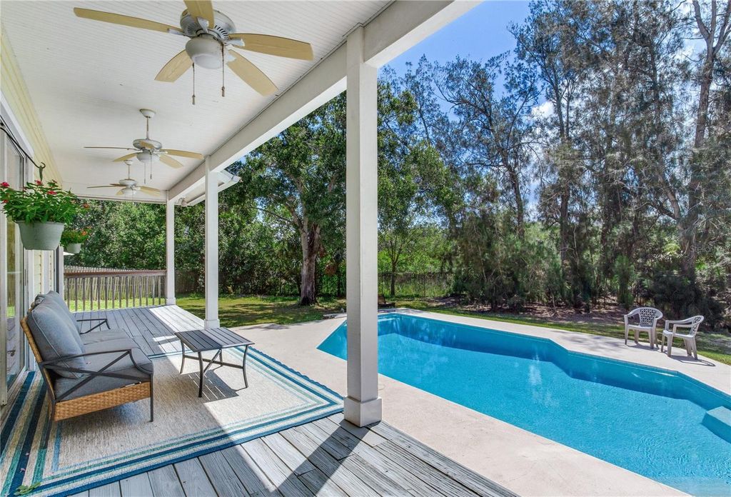 Image 64 of property listing at 1851 JUANITA COURT, Clearwater, FL 33764