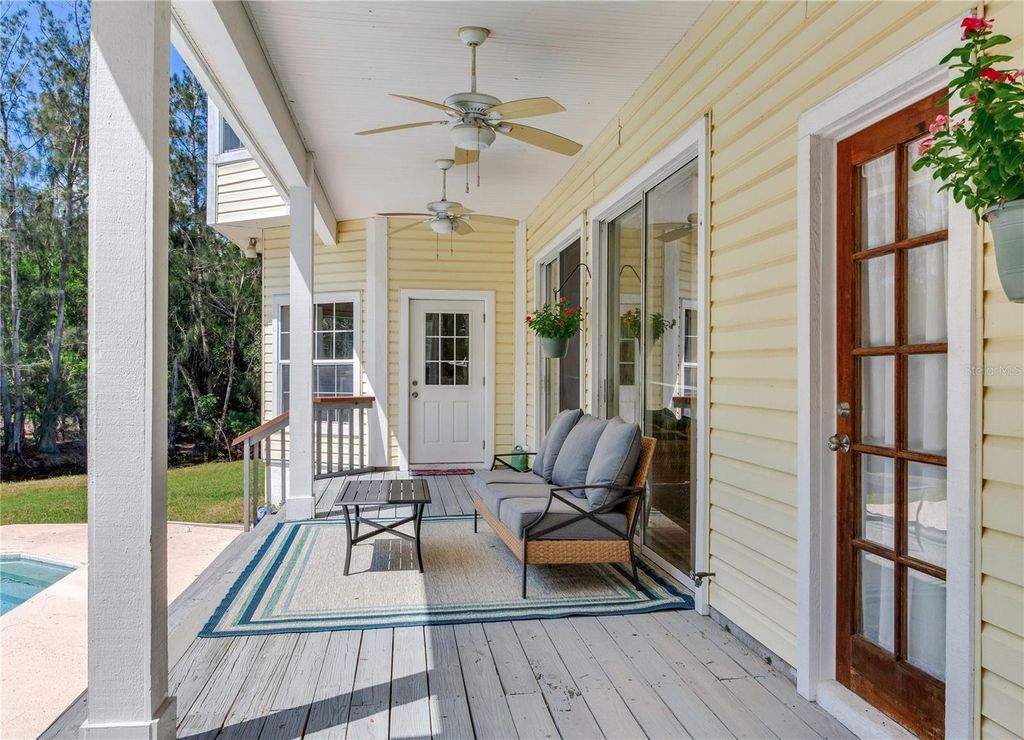 Image 65 of property listing at 1851 JUANITA COURT, Clearwater, FL 33764