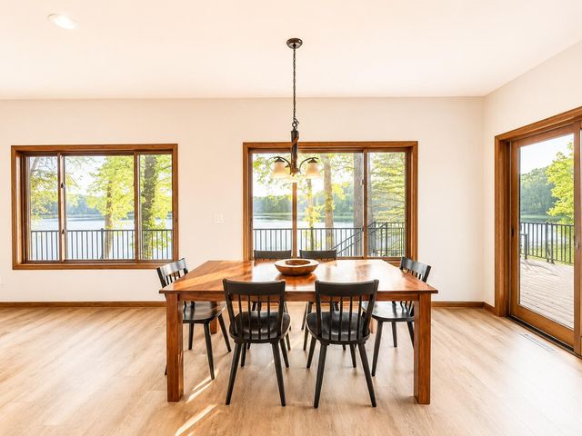 27661 Pine Lake Street, Edwardsburg, MI 49112