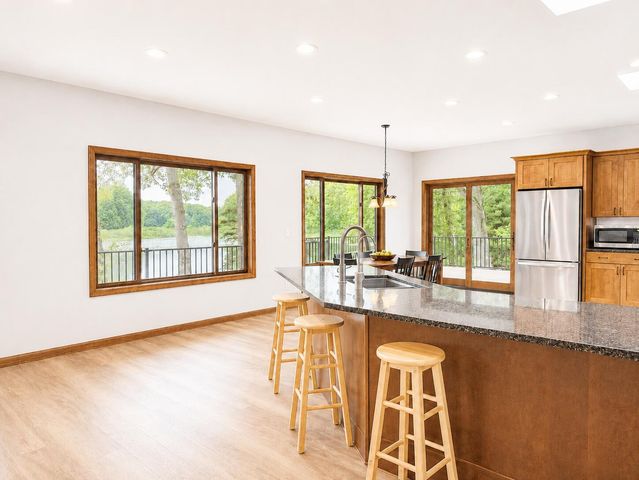 27661 Pine Lake Street, Edwardsburg, MI 49112