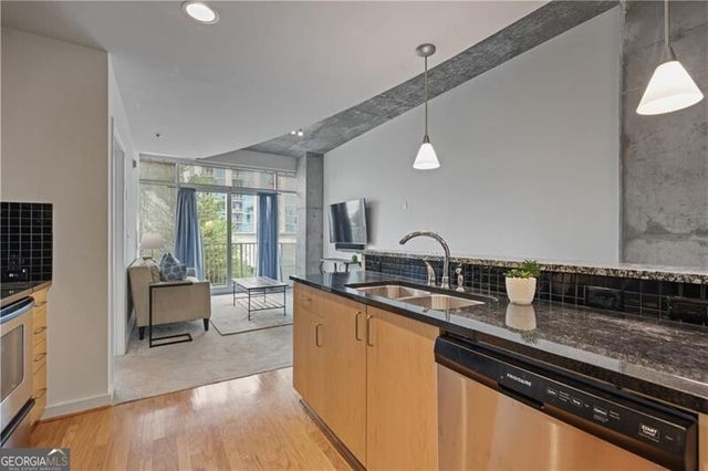 250 Pharr Road NE 606, Atlanta, GA 30305