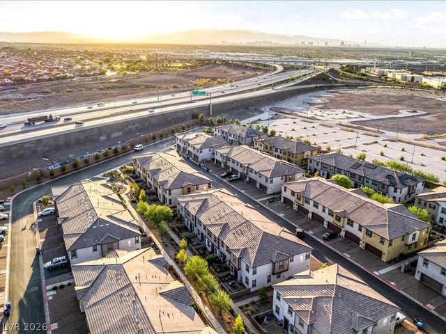 727 Florence Isle Avenue, Henderson, NV 89015