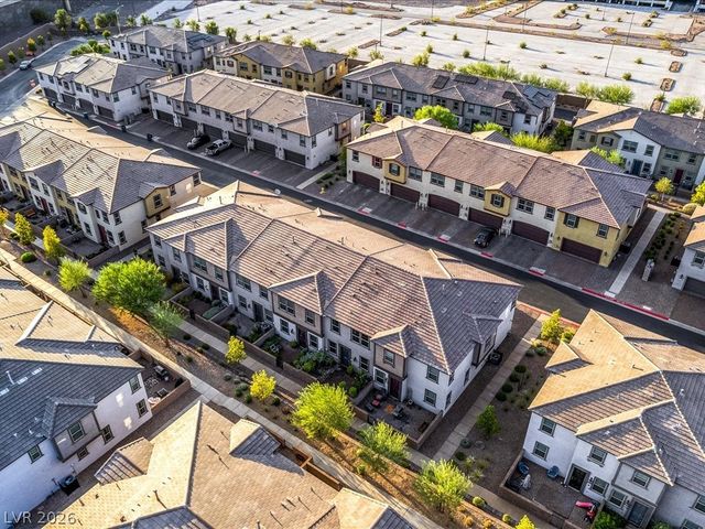 727 Florence Isle Avenue, Henderson, NV 89015