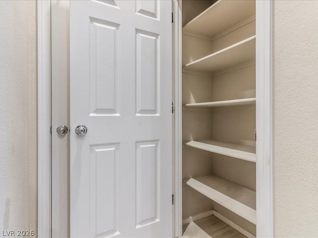 727 Florence Isle Avenue, Henderson, NV 89015