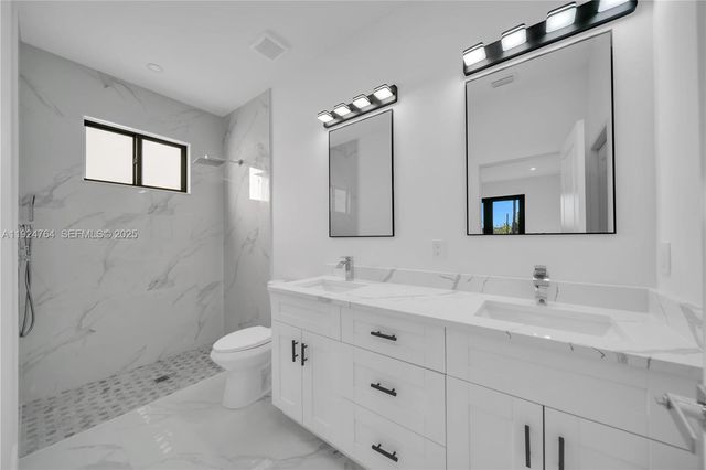 5003 2nd ST W, Lehigh Acres, FL 33971